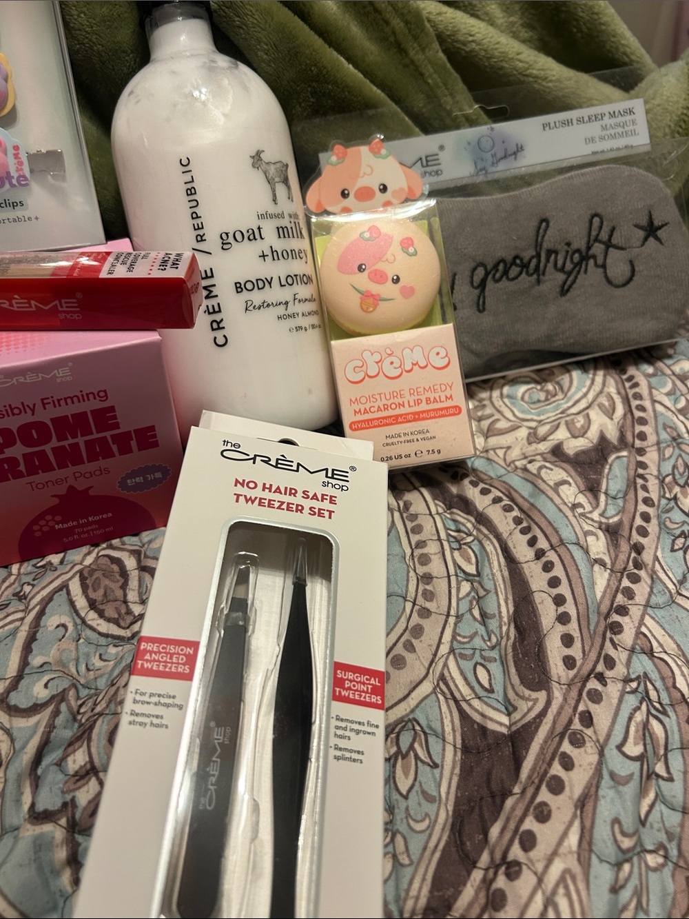 Creme shop Bath & Skin Gift Set – Pink Accessories & Lotion 9 items - Picture 4 of 4